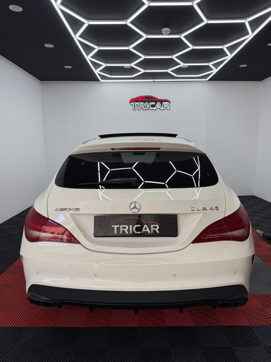 MERCEDES-BENZ clase cla 45 AMG 