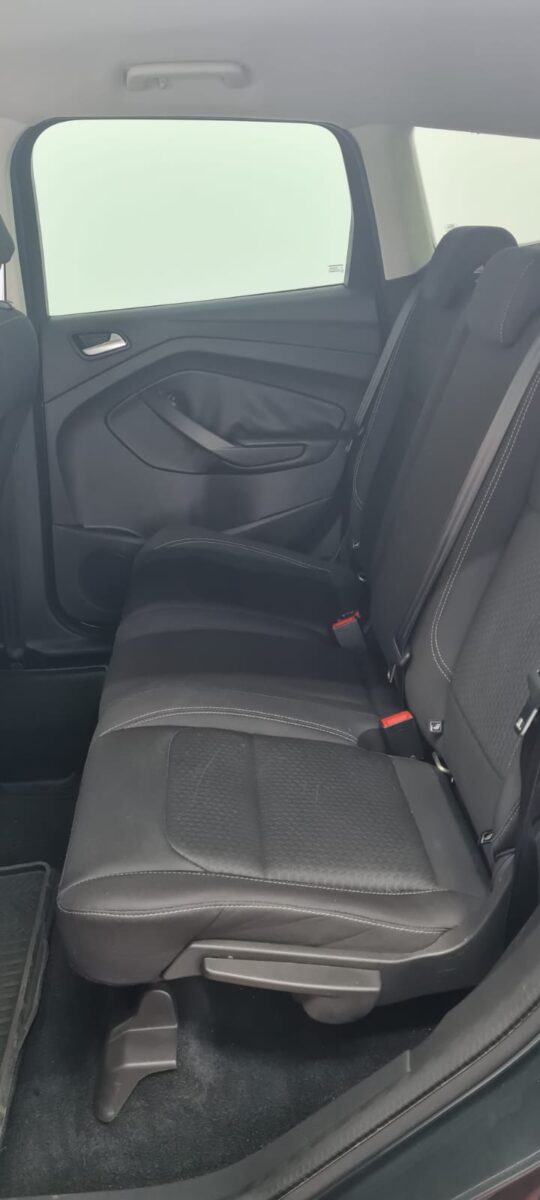 FORD Kuga 1.5 tdci 88kw 4x2 ASS Titanium 