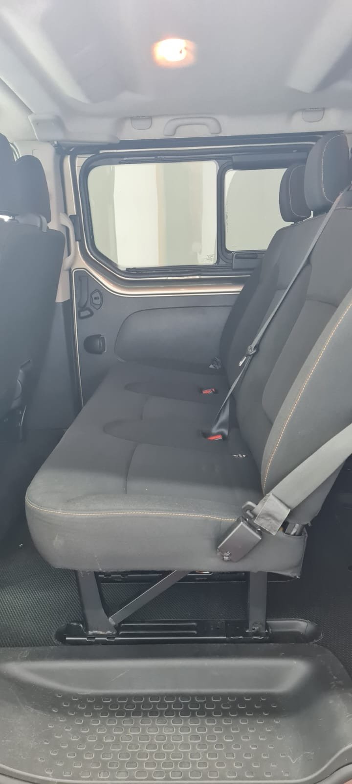 RENAULT TRAFIC 1.5 dci