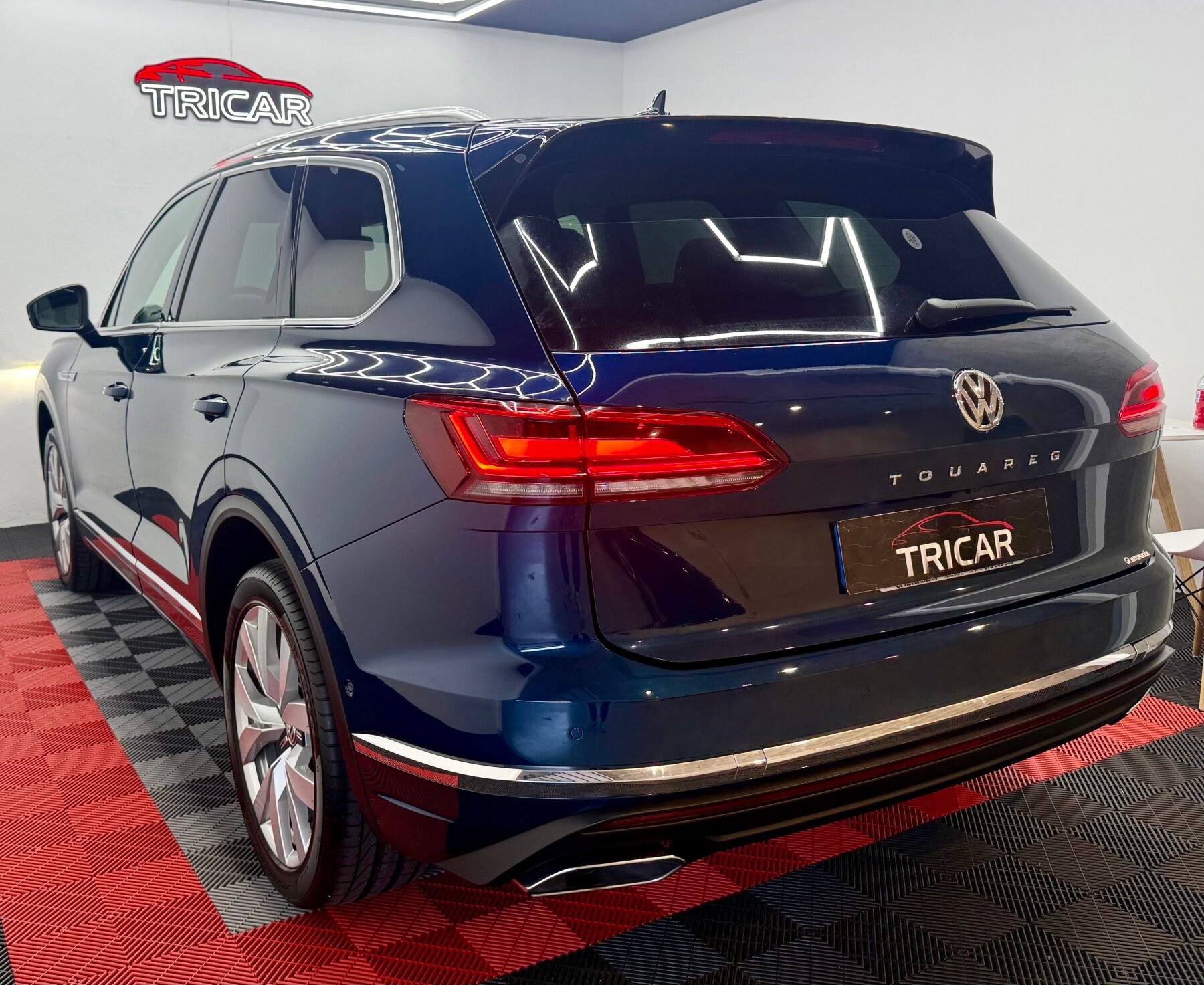 VOLKSWAGEN Tuareg 3.0 tdi