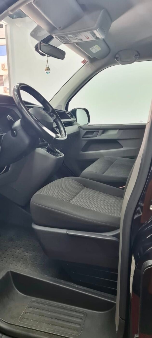 VOLKSWAGEN Caravelle 2.0 tdi