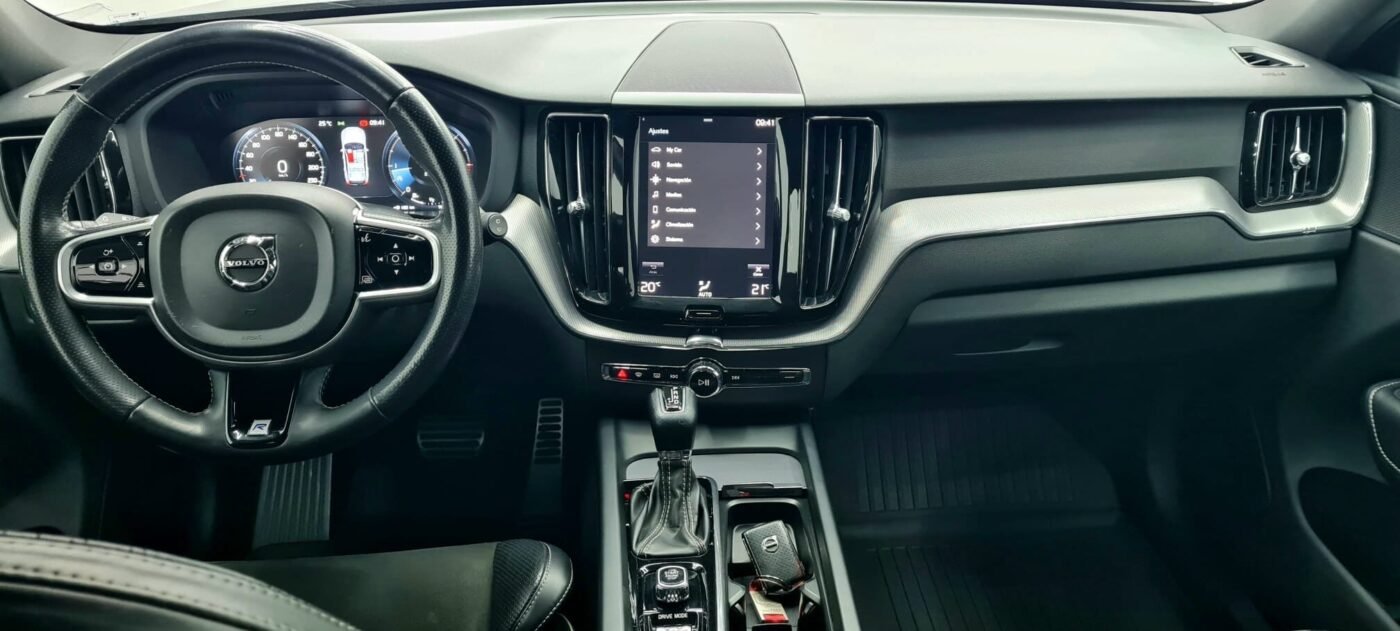VOLVO Xc60